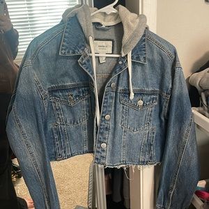 Forever 21 crop Jean jacket with grey cotton hood size M